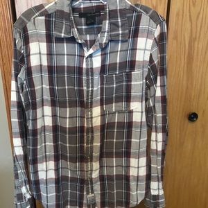 Men’s Calvin Klein plaid long sleeve shirt